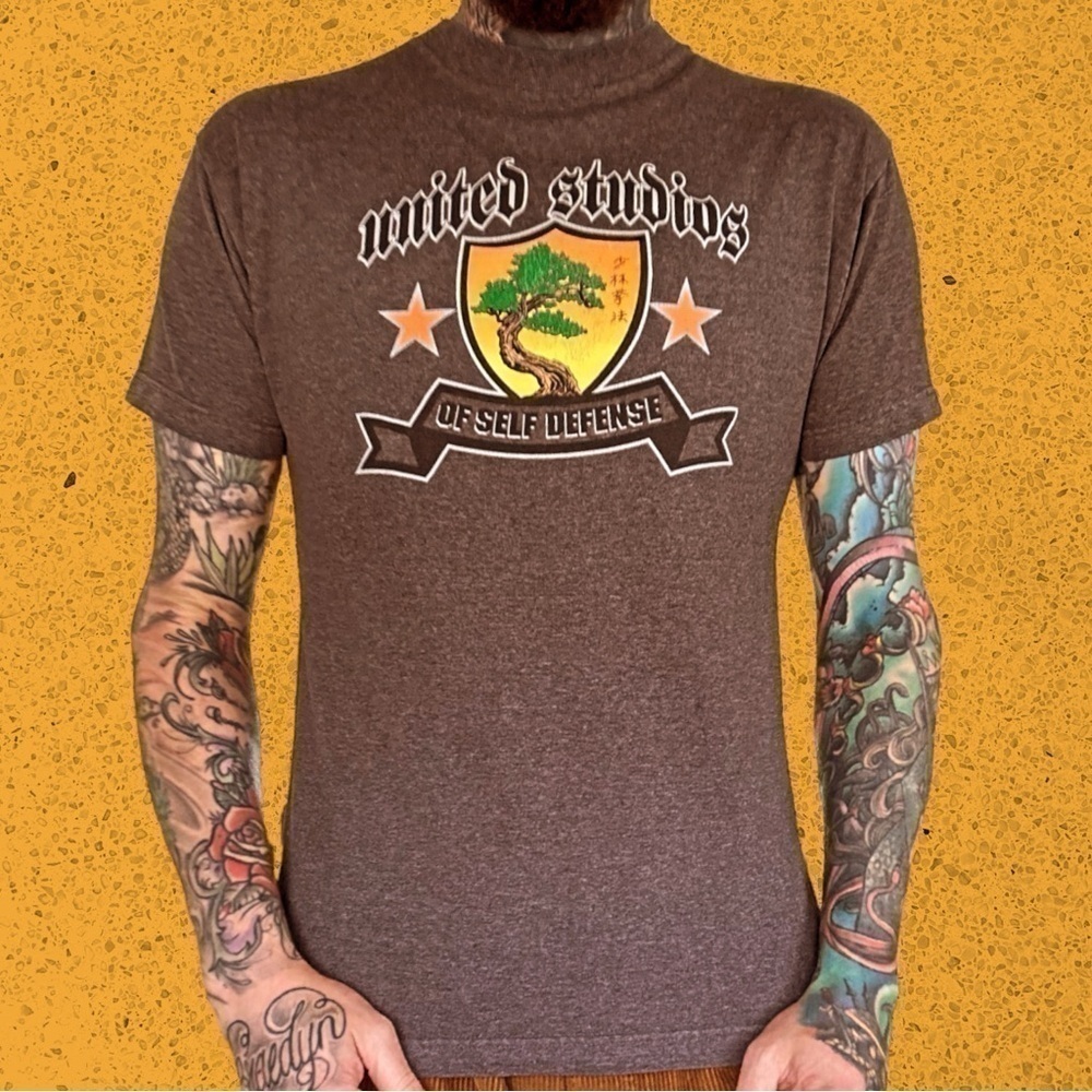 Vintage dark gray Self Defense t shirt
Martial Arts studio men’s M